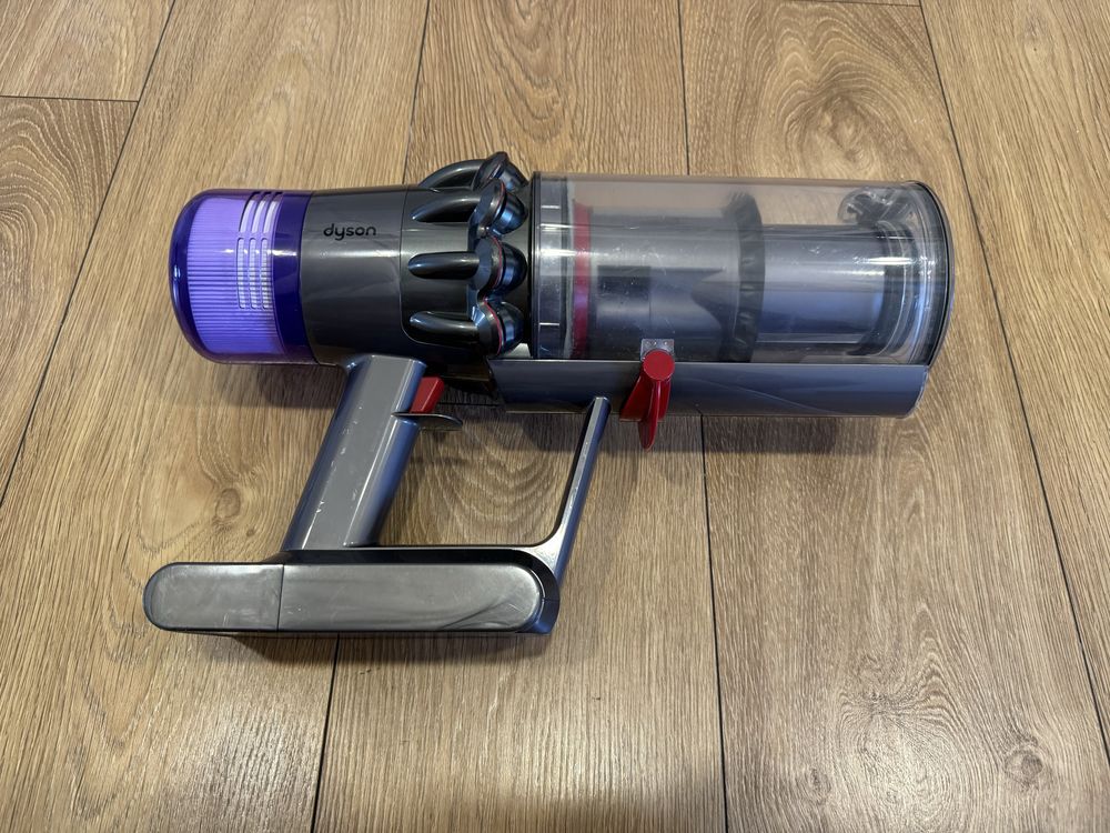 Dyson V11 odkurzacz pionowy bezworkowy