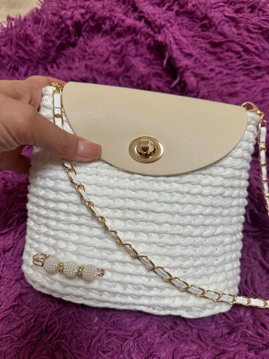 Сумка зефірка із трикотажної пряжі міні