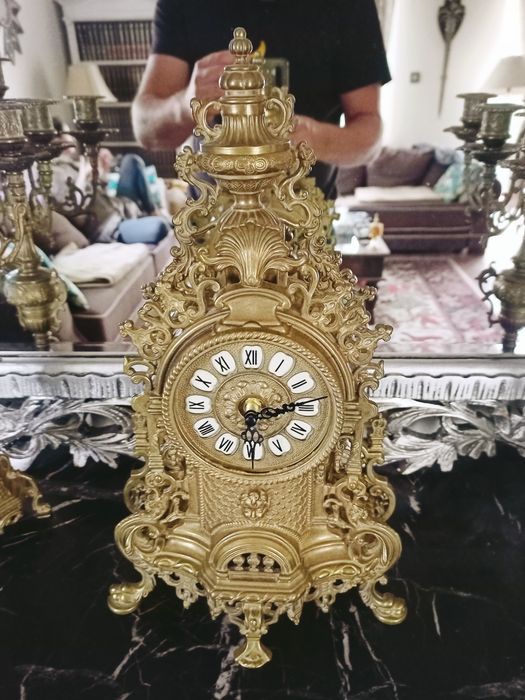 Zegar plus 2 kandelebry