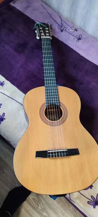 Гитара Hohner нс 06