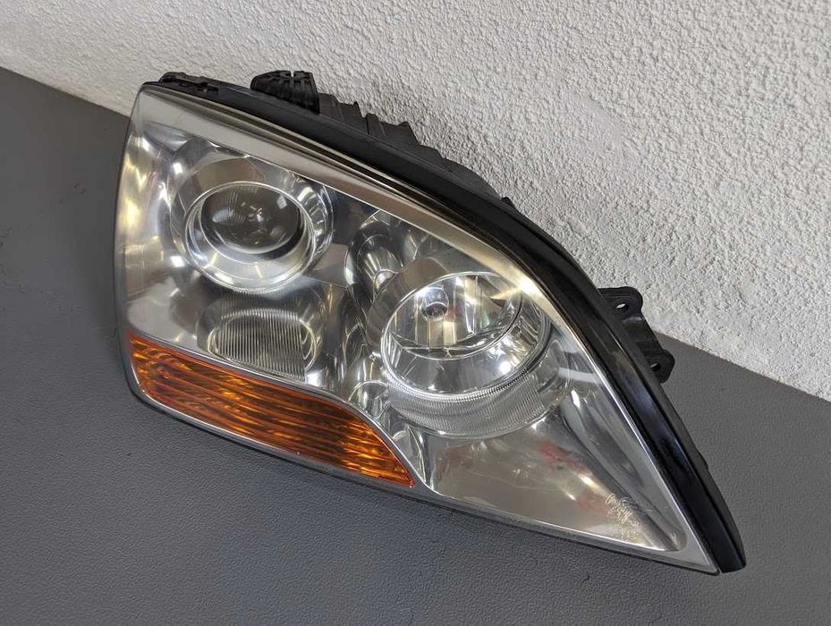 Kia Sorento Lift FL 07-09r. Lampa Przód Przednia Prawa Europa Oryginał