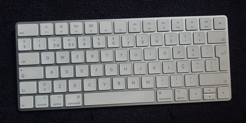 iMac 21.5″ cinza