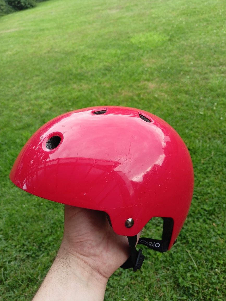 Sprzedam kask dziecięcy Oxelo Play 3 Red 55-58cm