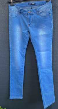 Spodnie damskie dopasowane fit Jeans jeansowe dżinsowe rozmiar 30 L 40