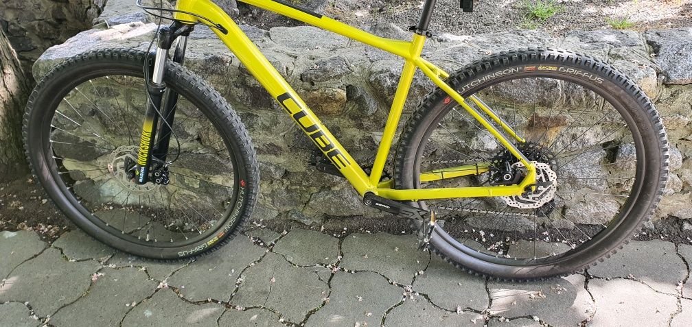 hutchinson griffus 29x2.50