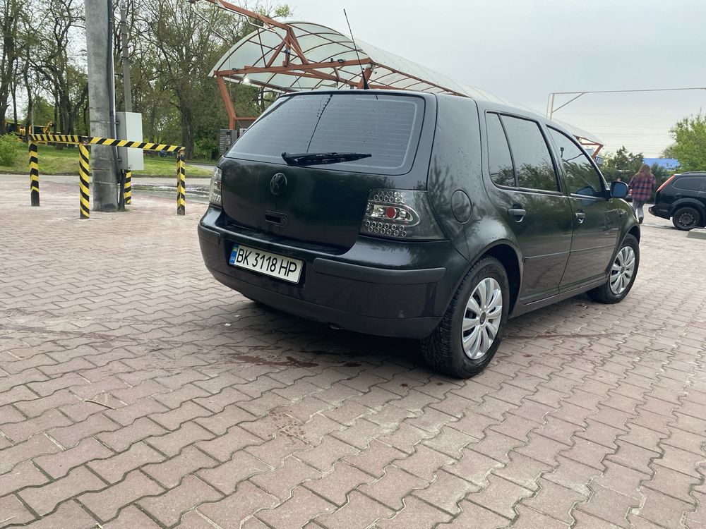 Volkswagen Golf 4