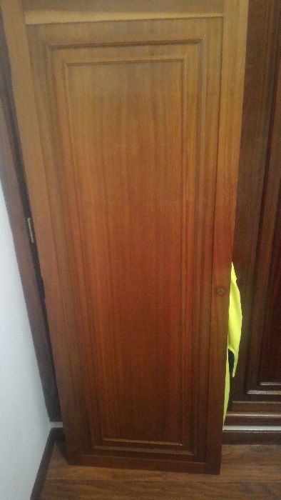 6 portas de roupeiro mogno 200 A x 230 C