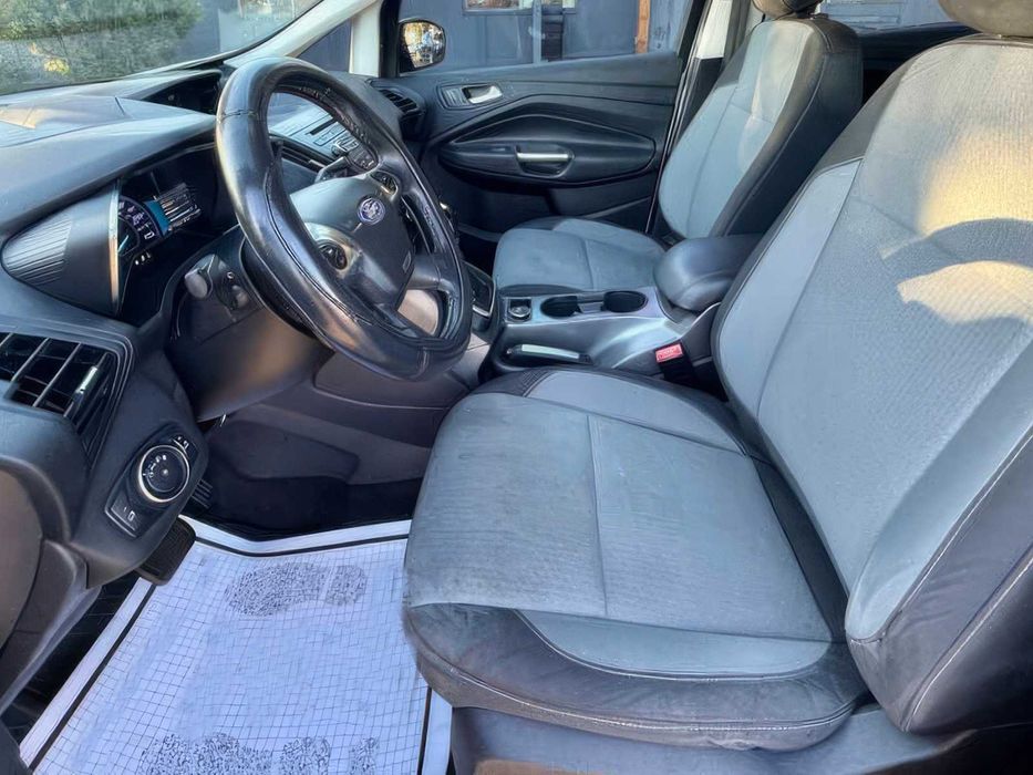 Ford C-MAX Hybrid      2018