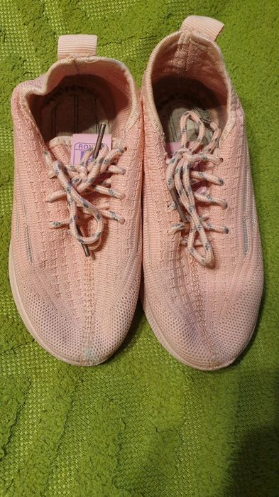 Набір взуття для дівчинки (три пари)