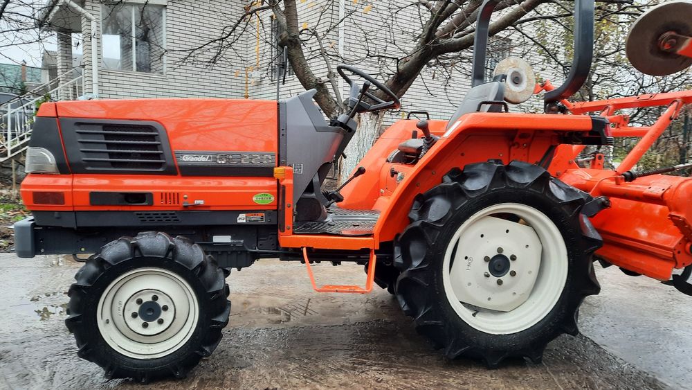 Трактор японський KUBOTA GL-220 . Ідеальний стан. СВІЖОПРИВЕЗЕНИЙ.
