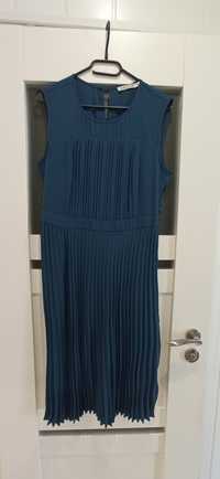 Niebieska sukienka Quiosque
