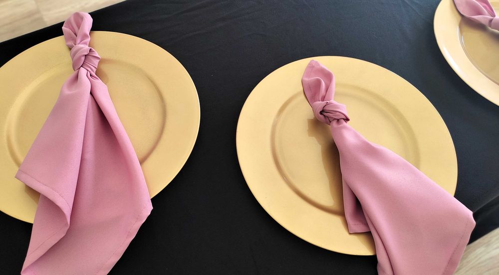 Serweta materiałowa bankietówka bankietowa brudny róż różowa przyjęcie