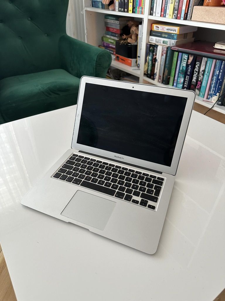 Sprzedam MacBook air