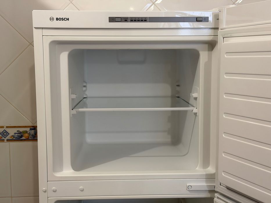 Frigorífico Bosch + congelador KDV29VW30 - Excelente estado