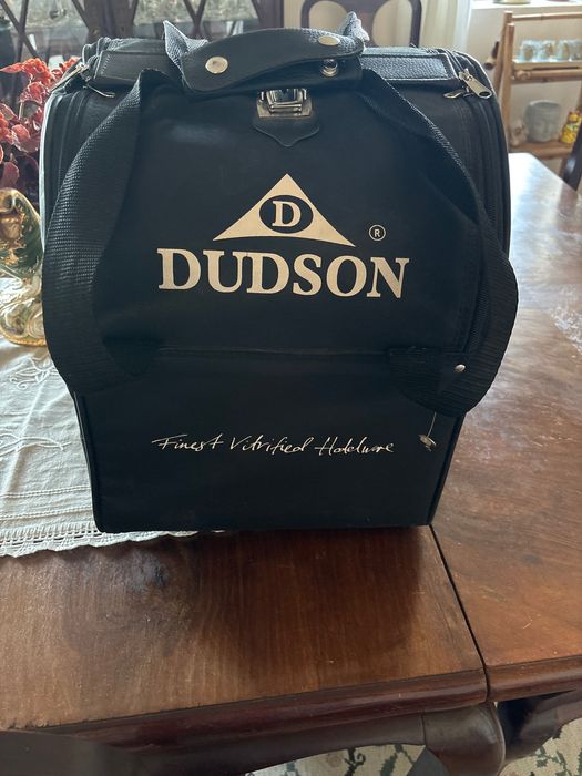 Conjunto de pratos com mala de transporte dudson