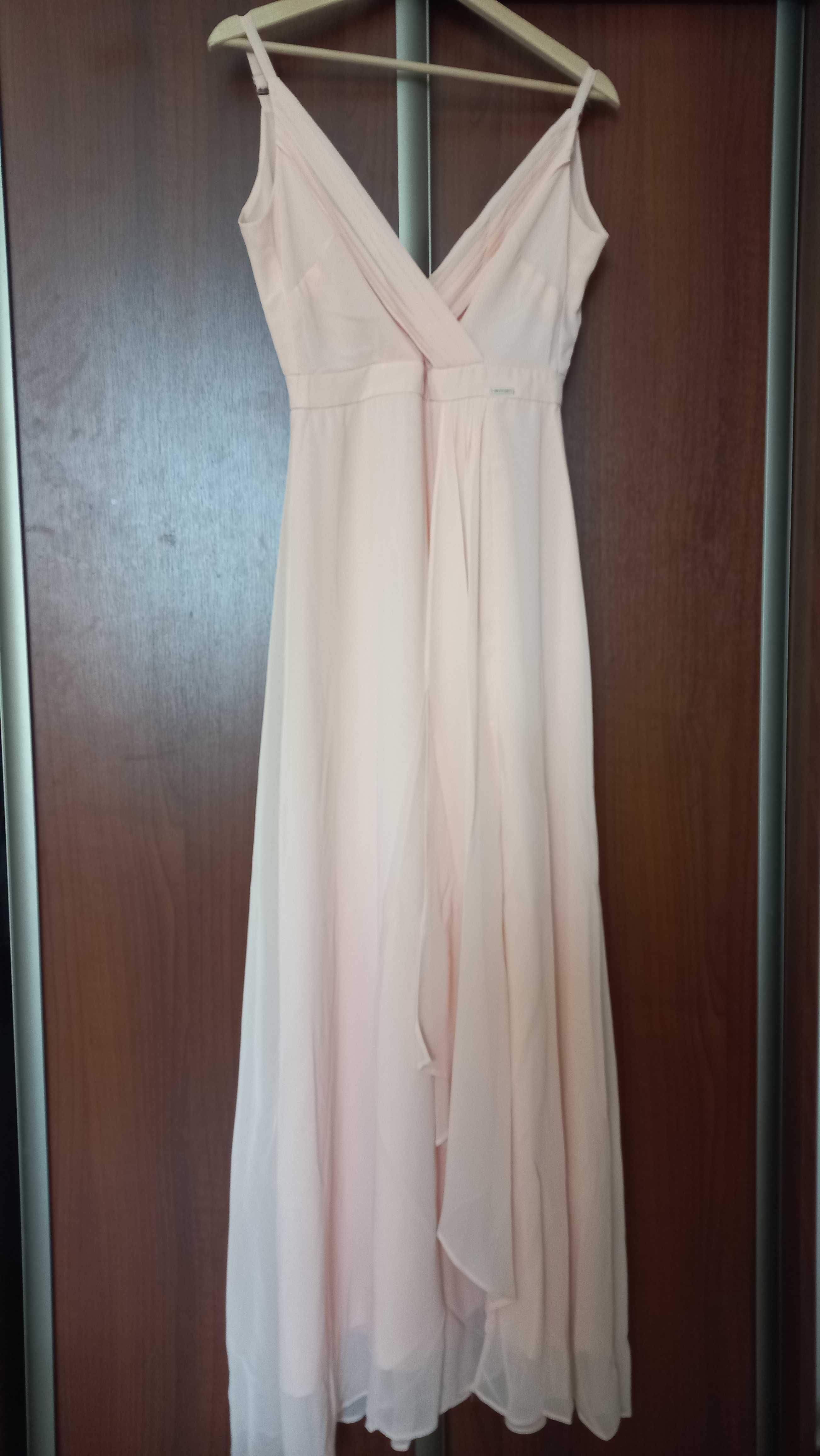 Elegancka sukienka długa rozm. 34 kolor łososiowy z rozcięciem