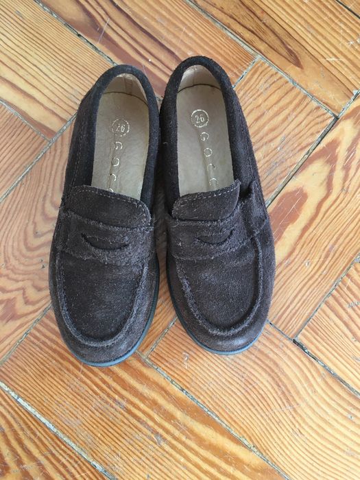 Sapatos gocco 26