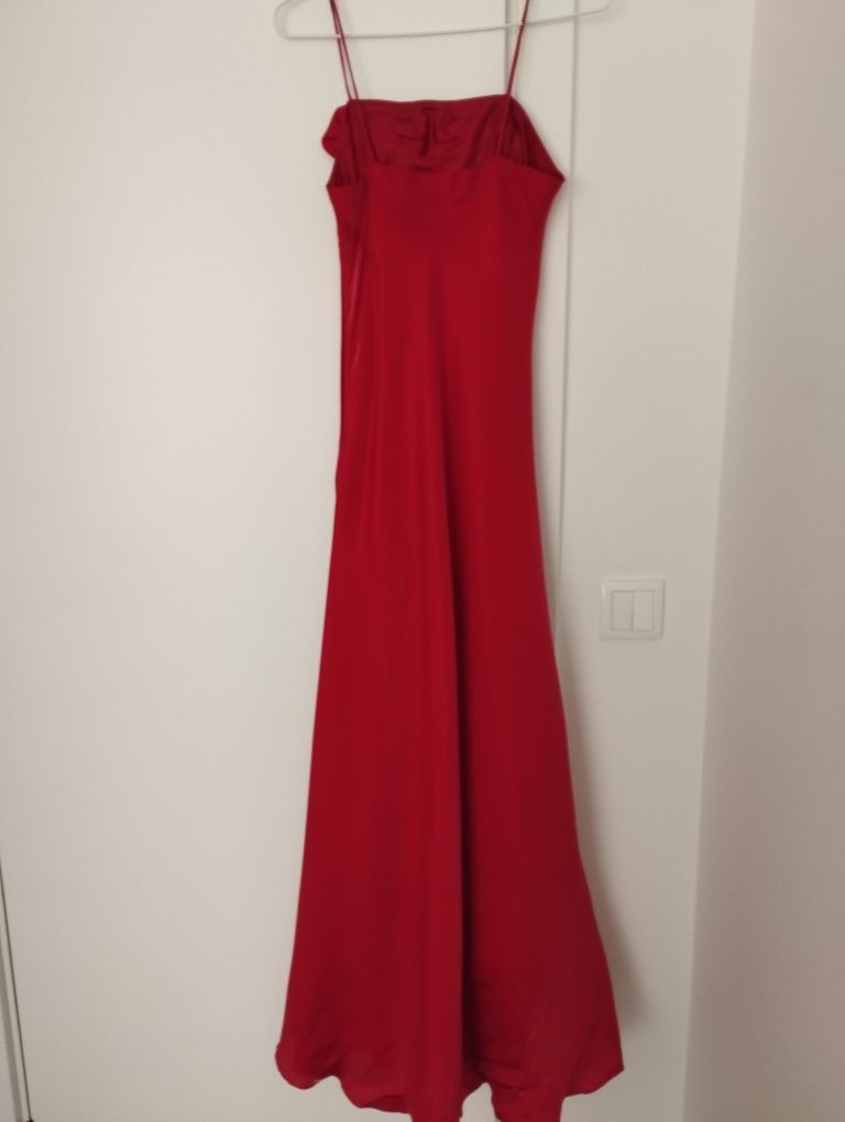 Vestido de cerimónia fluido