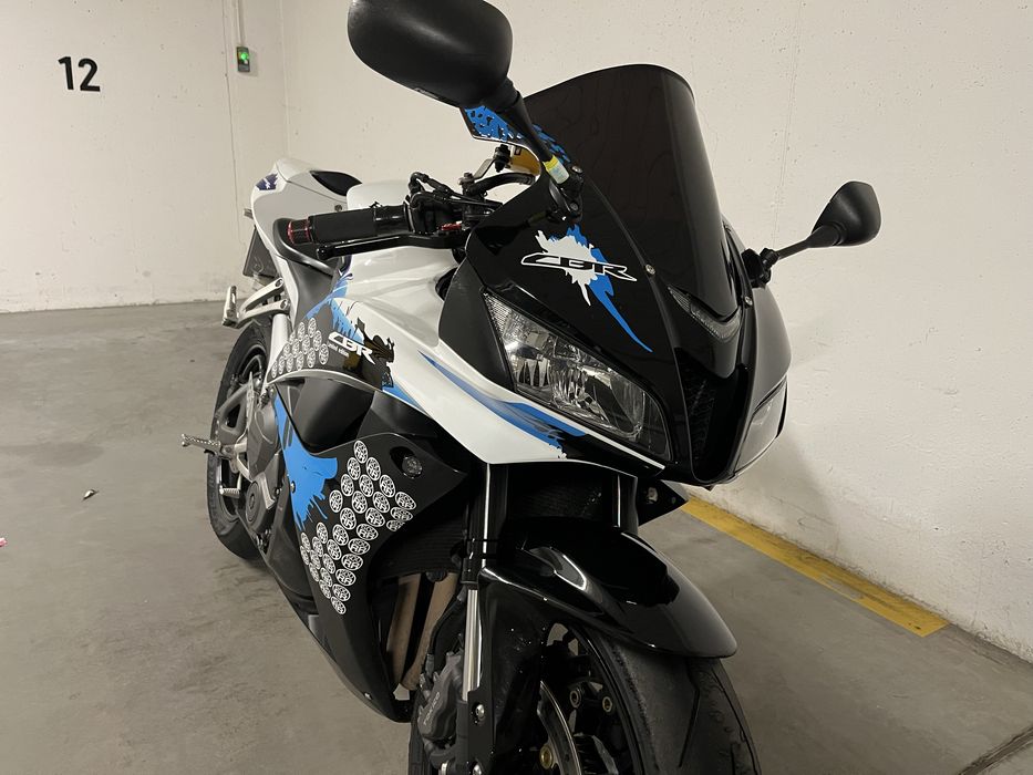 Honda CBR 600RR PC40