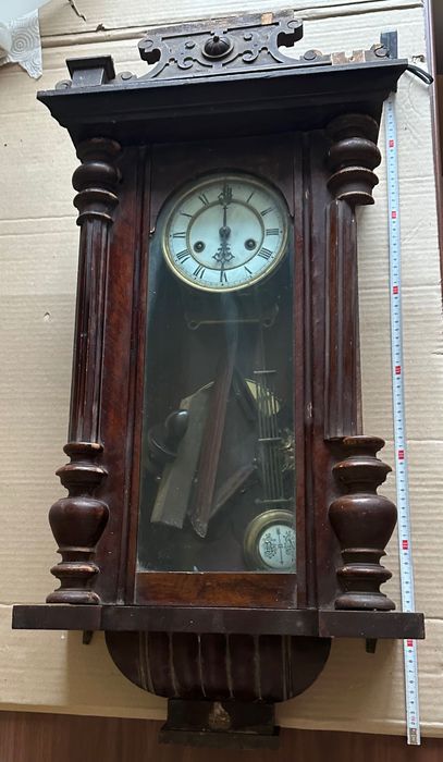 Часы настенные антикварные