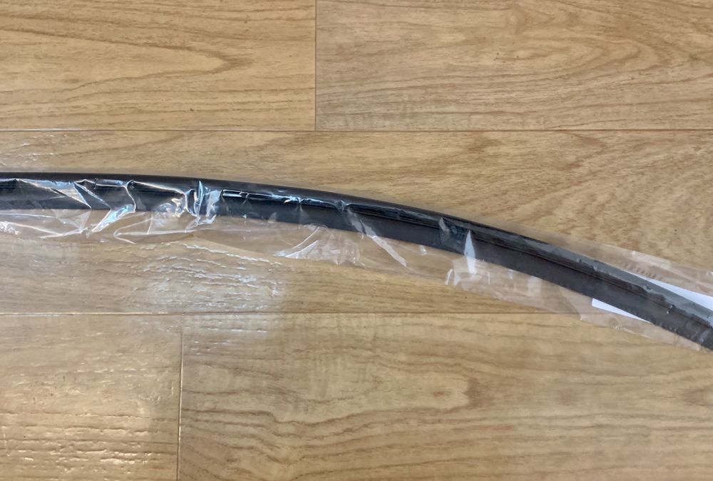 Молдинг лобового стекла Opel Astra G нижний,Omega A/B Vectra Kadett