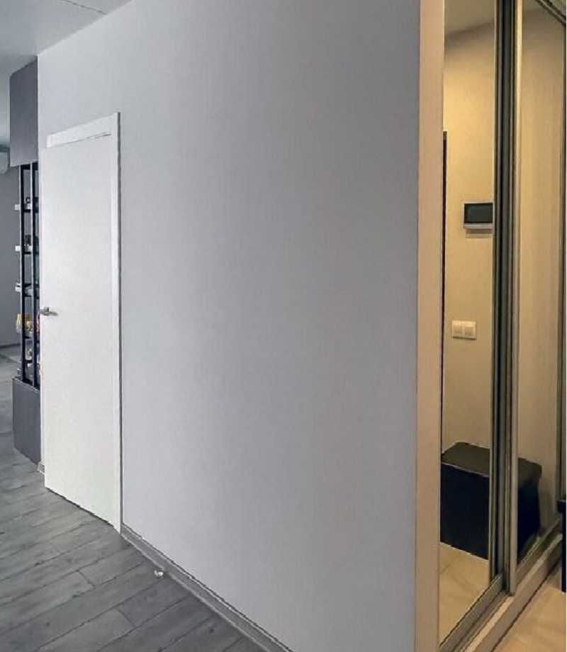 Продаю 2-3к. кв. у центрі Антоновича,109, генератор
