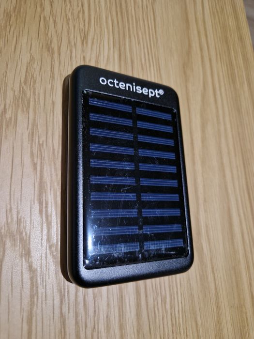 Nowy powerbank solarny 4000mAh