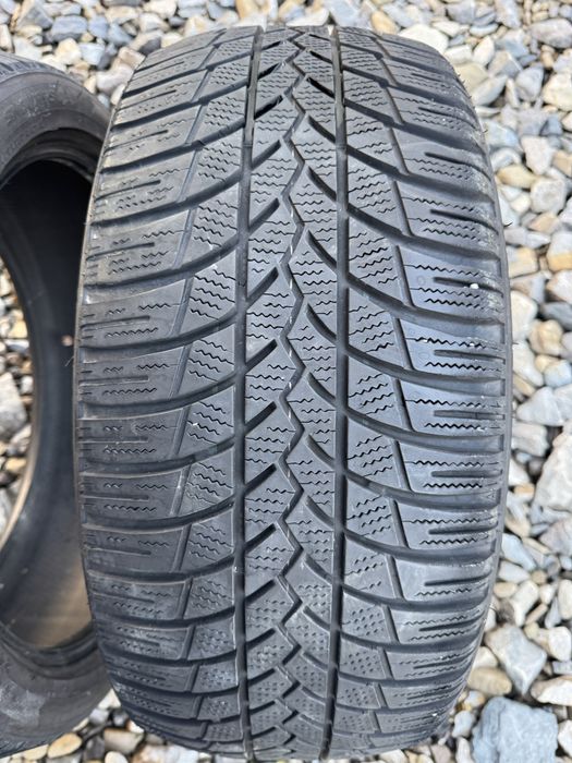 2 зимові шини 245/40/19 98V. LASSA