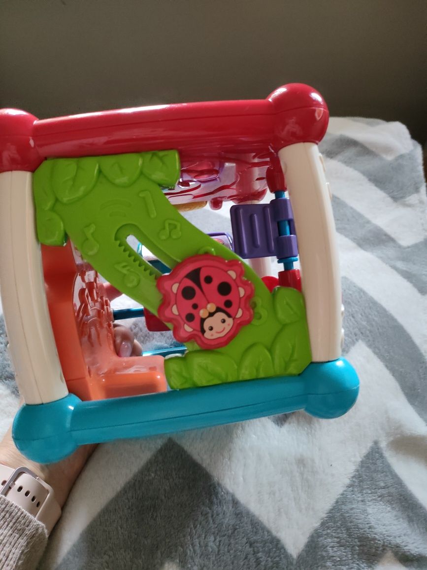 Kostka vtech w języku angielskim
