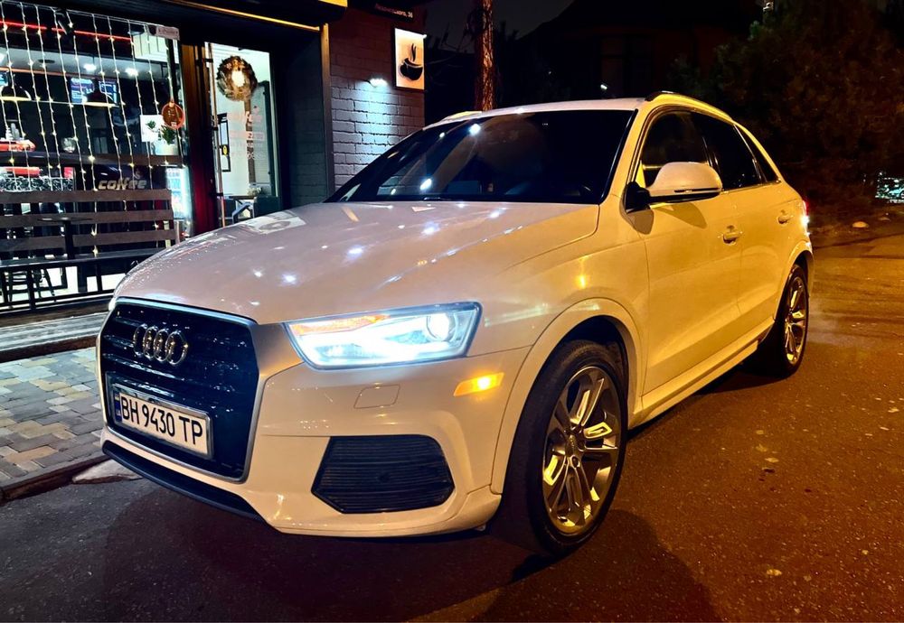 Audi Q3 2.0 tfsi белая 2015