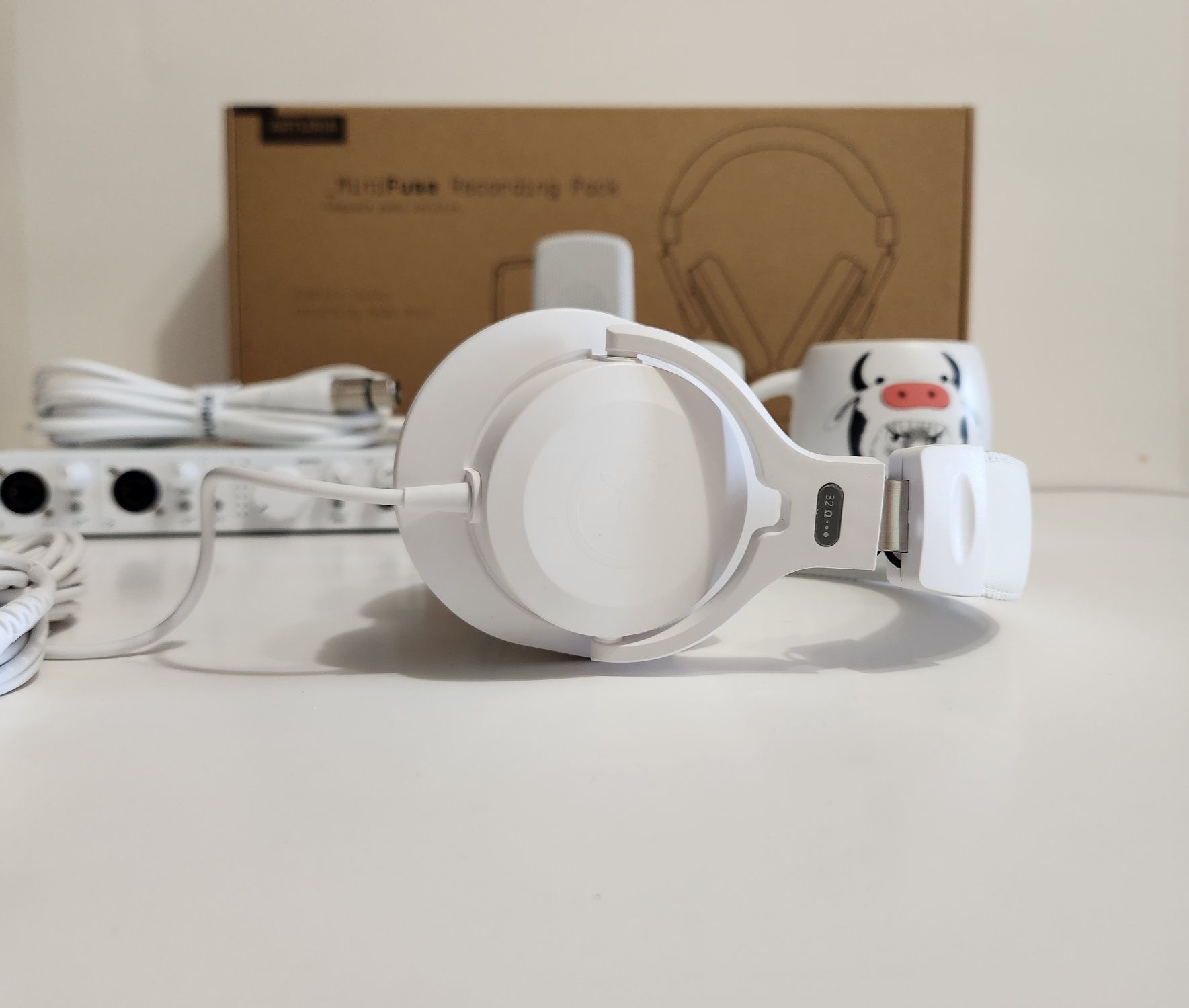 Комплект для звукозапису Arturia MiniFuse Recording Pack White