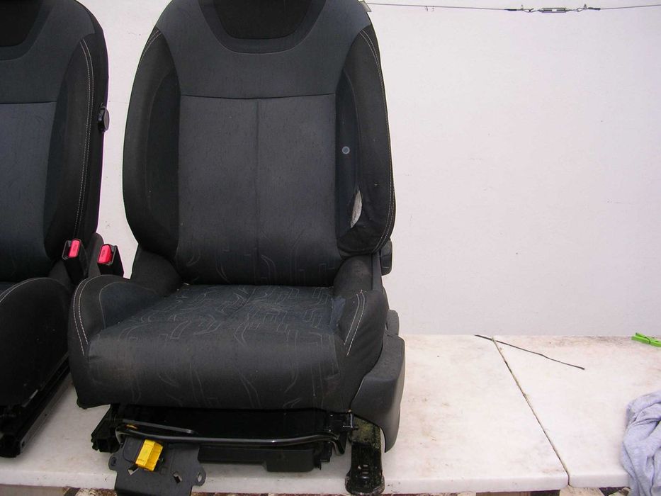 Bancos frente Citroen C4