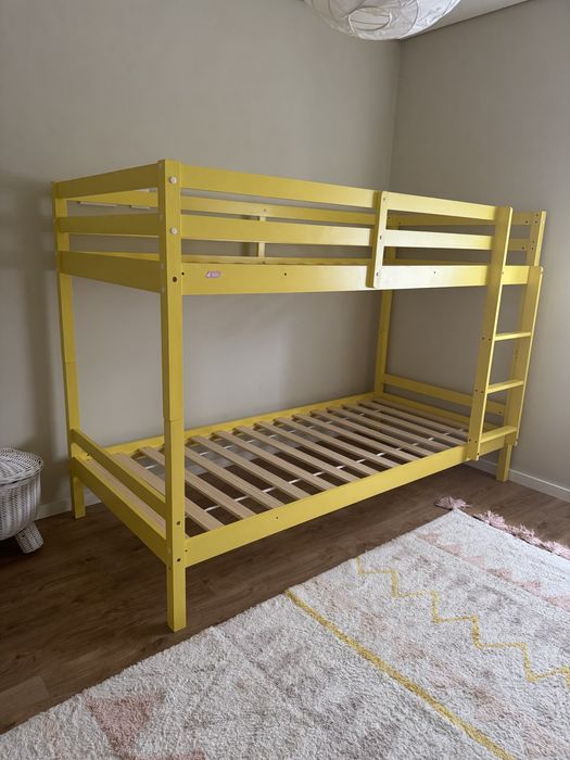 Beliche amarelo como novo 90x200 com colchoes Ikea