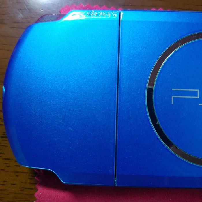 PSP 3000 vibrant blue