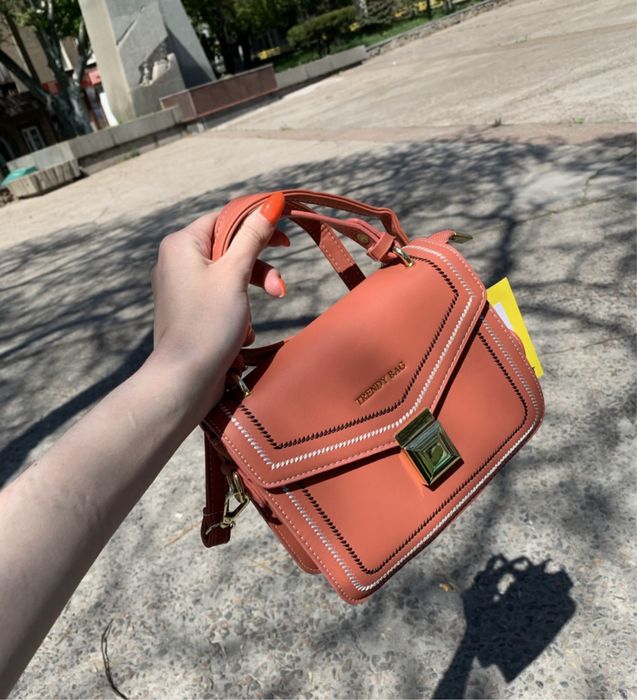 Сумка жіноча