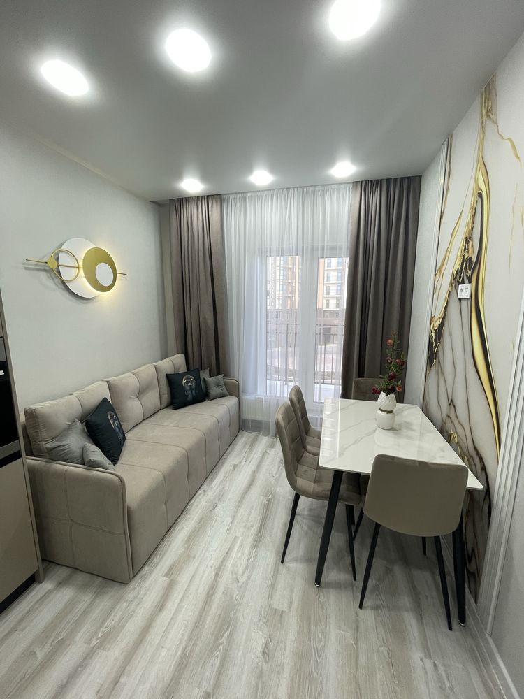 Первая Аренда Краснова, 61 Жемчужина,спальня и кухня студия,балкон