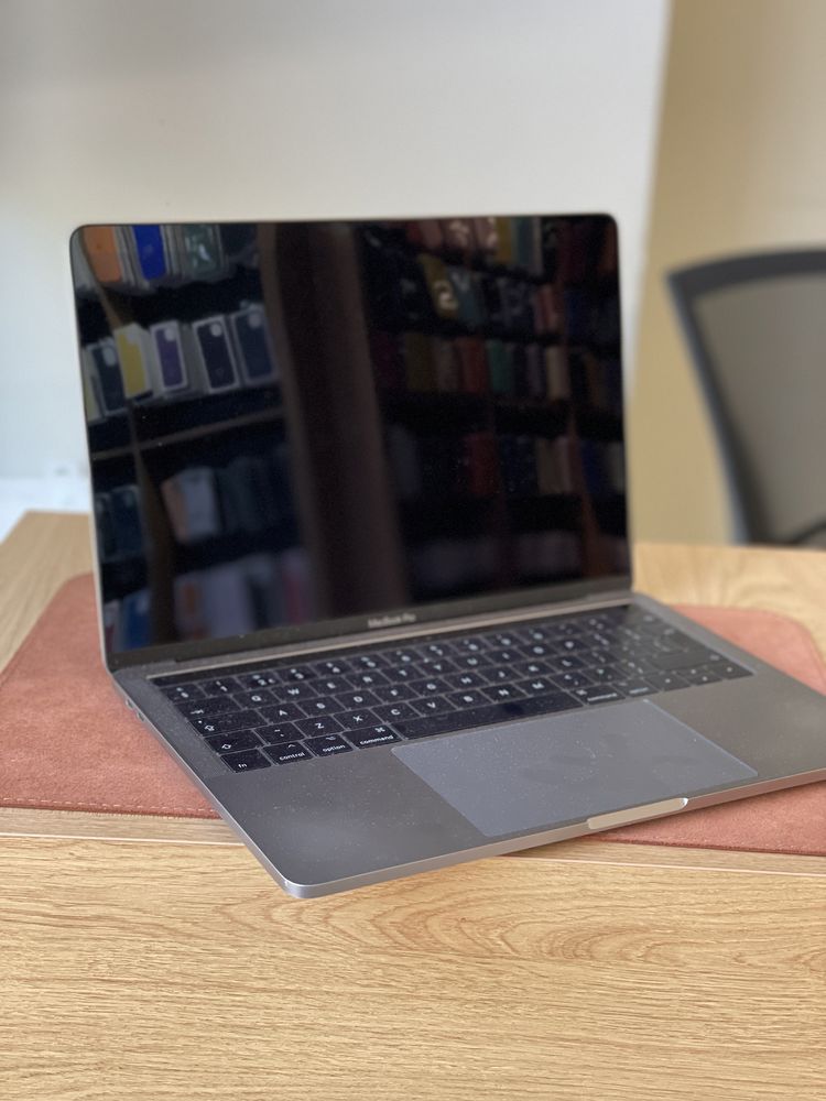 MacBook Pro 13 2017 8/16gb 256/512gb i5, магазин, гарантія!