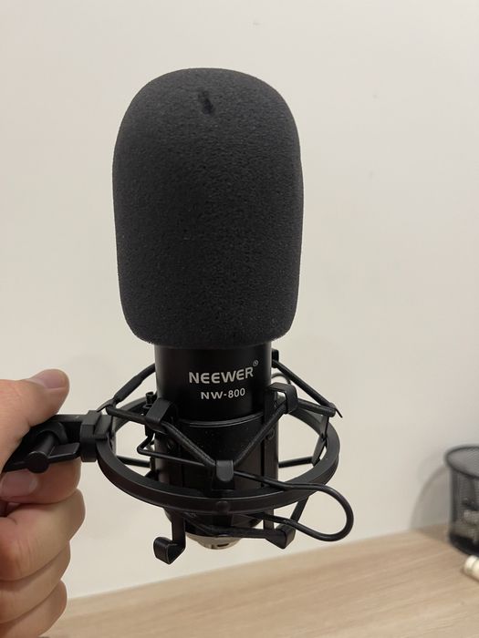 Microfone Neewer 100 e acessórios de microfone