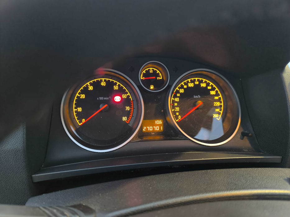 Opel Zafira Cosmo 1.6 B G 2009