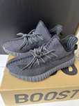 Кроссовки Adidas Yeezy Boost 350 V2 Black изики