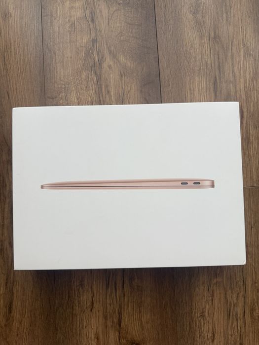 MacBook Air 13 Retina 2020 M1 | 8gb Ram | SSD 512gb gold