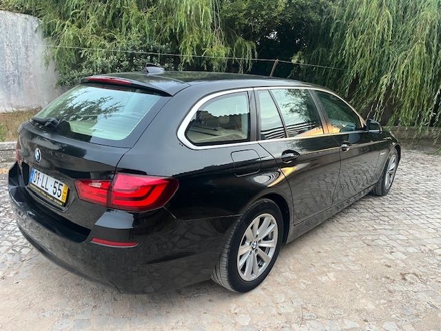 BMW 520 impecável