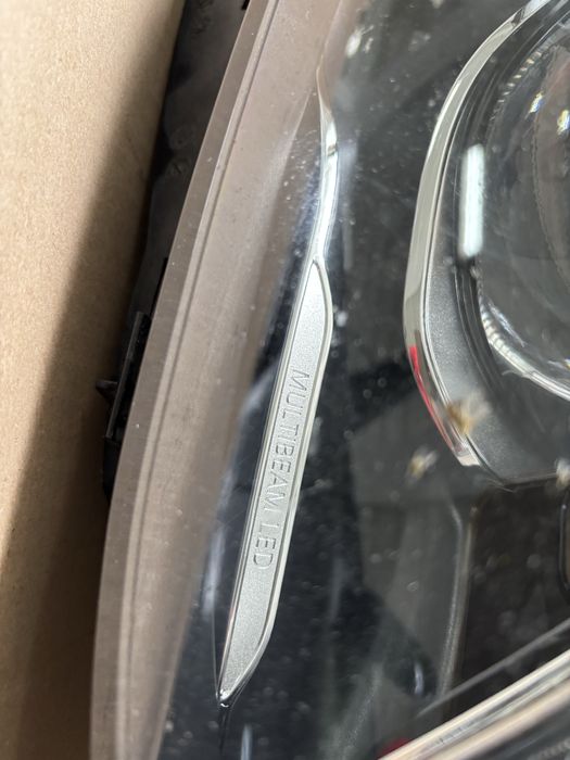 2 oticas mercedes E coupé w238