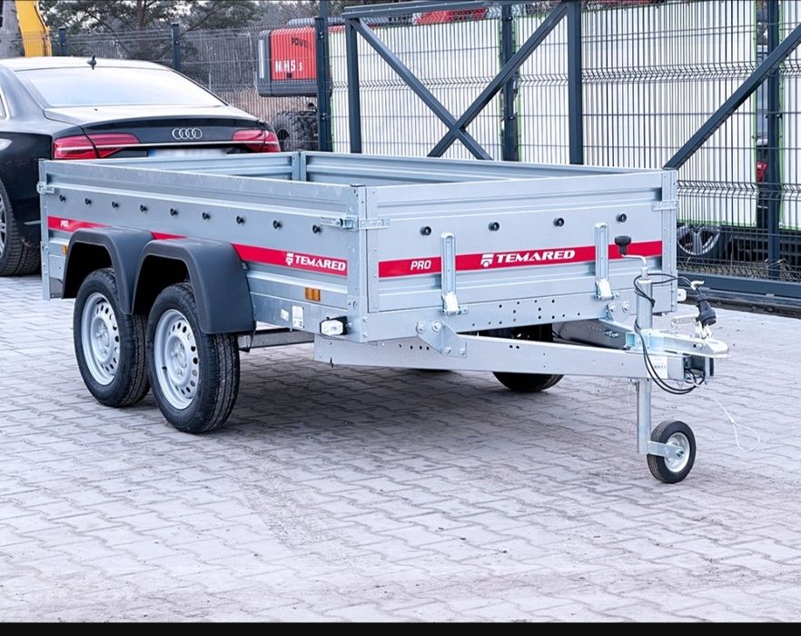 Wynajem przyczep lawet przyczepka motocyklowa przyczepki aut busów