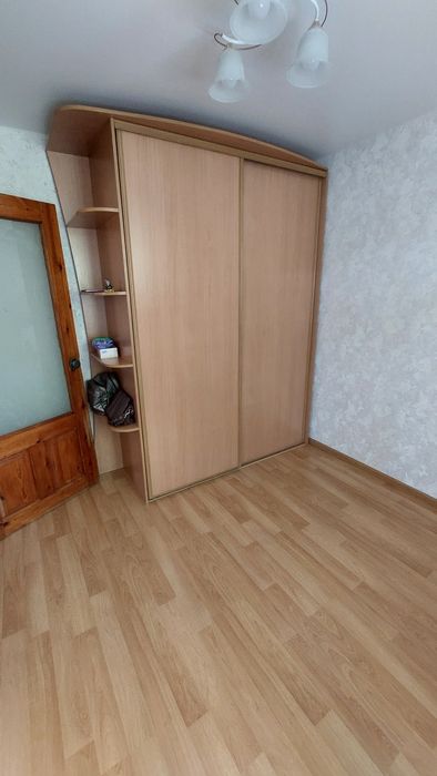 Продам 4х ком кв .центр города