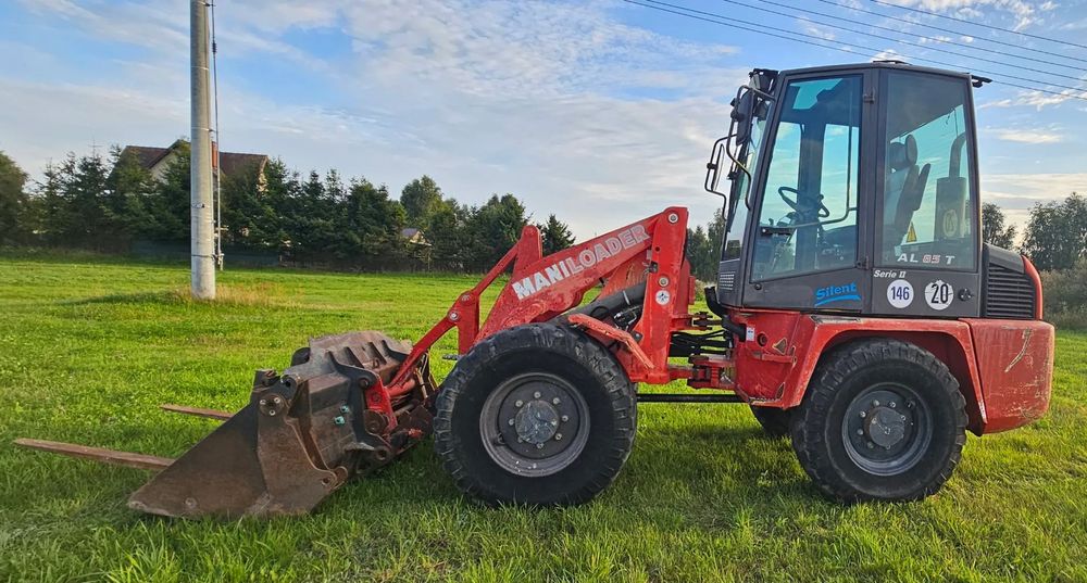 Ahlmann MANILOADER AL 85 t 4x4  ładowarka kołowa Ahlmann manitou z łyżką  i widłami
