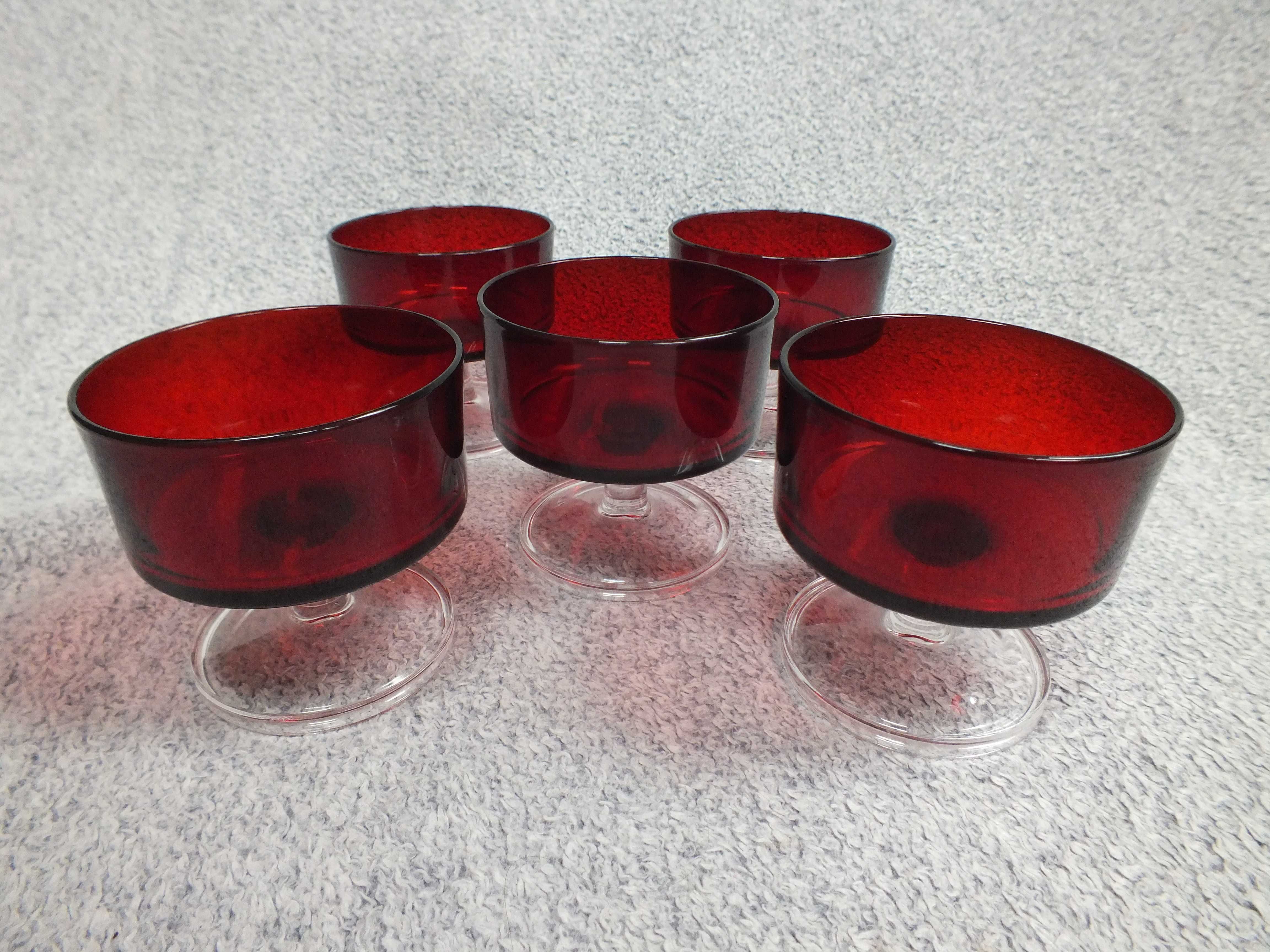 Francuskie kieliszki Vintage Luminarc Cavalier Ruby Red.Lata 70-te.BDB