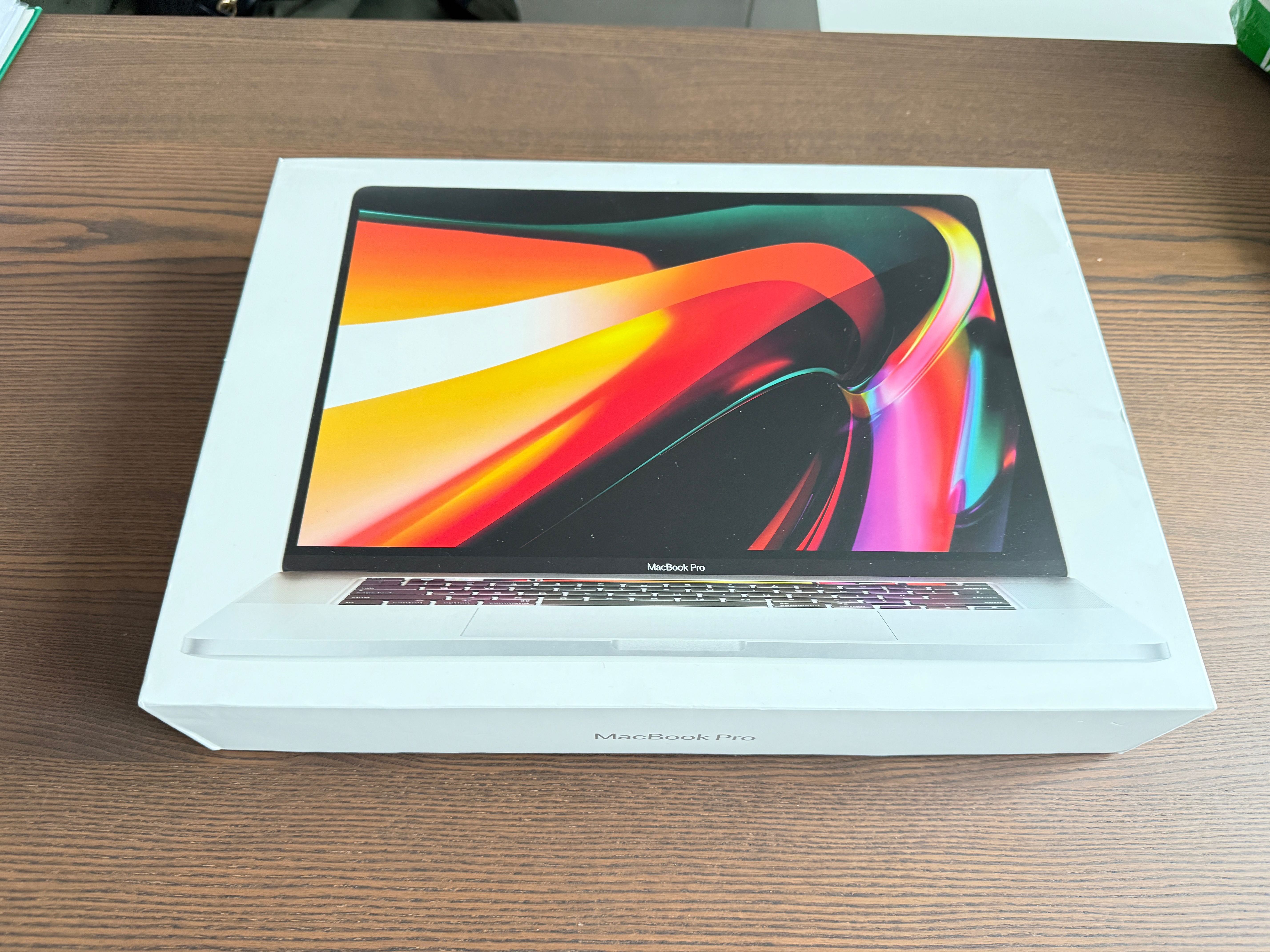 MacBook Pro 16 cal 16Gb 512 Bb. M1 Pro 2023