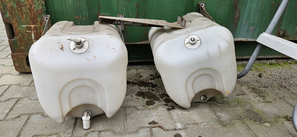 Zbiornik na wodę do busa lub ciężarówki