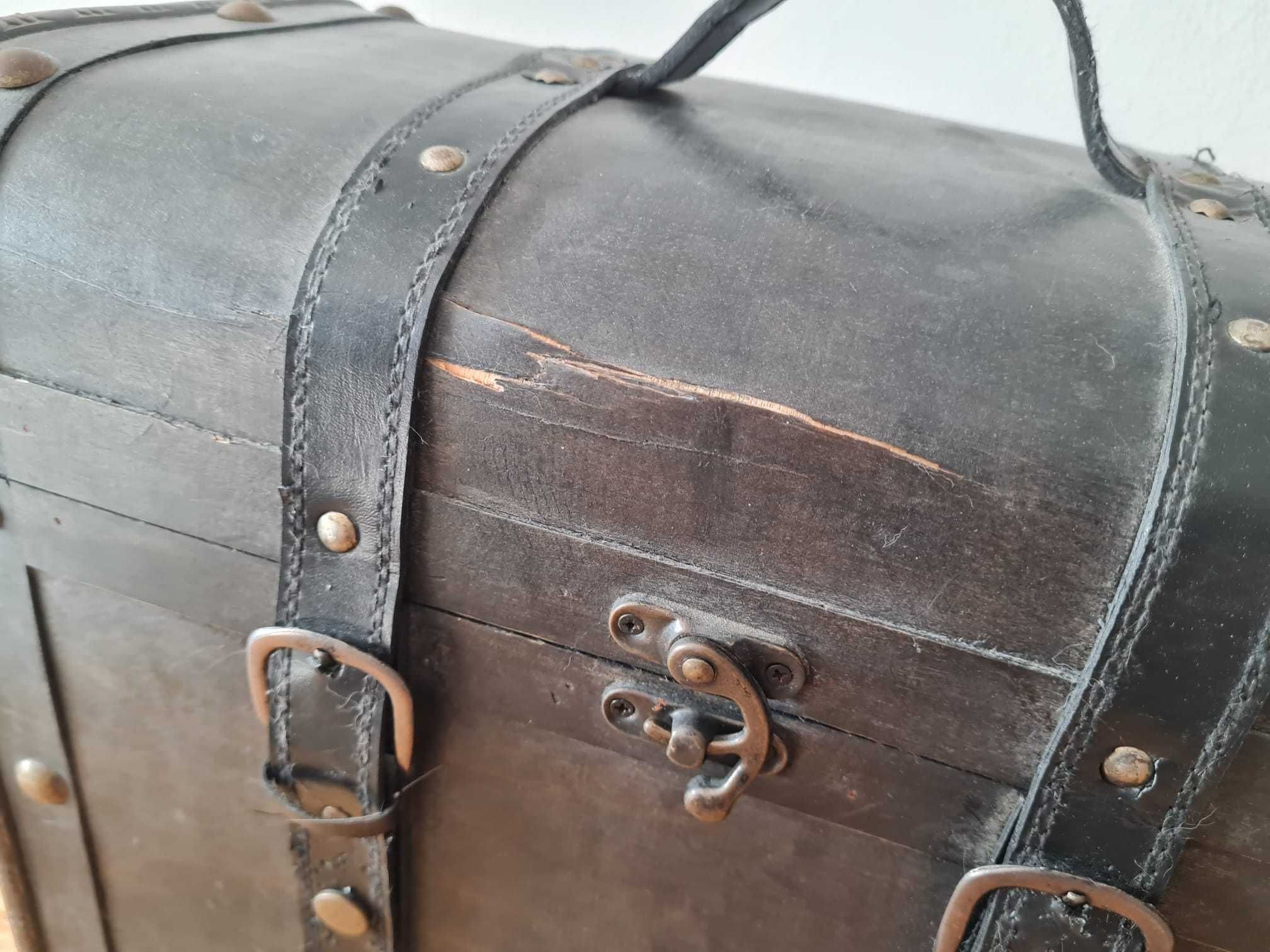 Baú mala decorativo